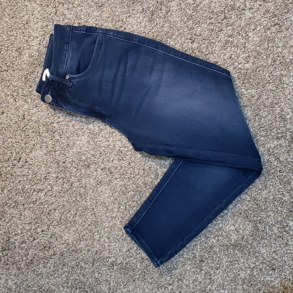 Seven7 Denim - Seven Jeans